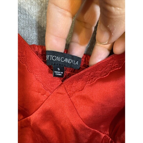 COTTON‎ CANDY LA Red Satin Cropped Cami Size Small Smocked Stretch Back Side Zip - Picture 2 of 8